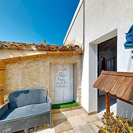 Antico Borgo Dei Templi Bed & Breakfast 4*