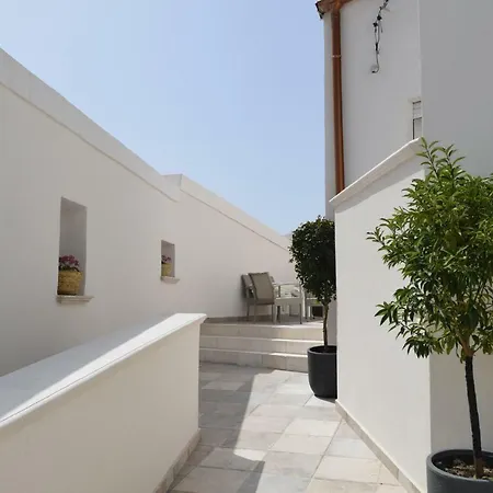 Antico Borgo Dei Templi Bed & Breakfast *