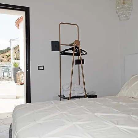 Antico Borgo Dei Templi Bed & Breakfast *