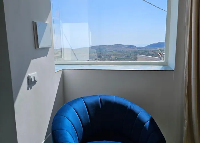 Antico Borgo Dei Templi Bed and Breakfast 4*